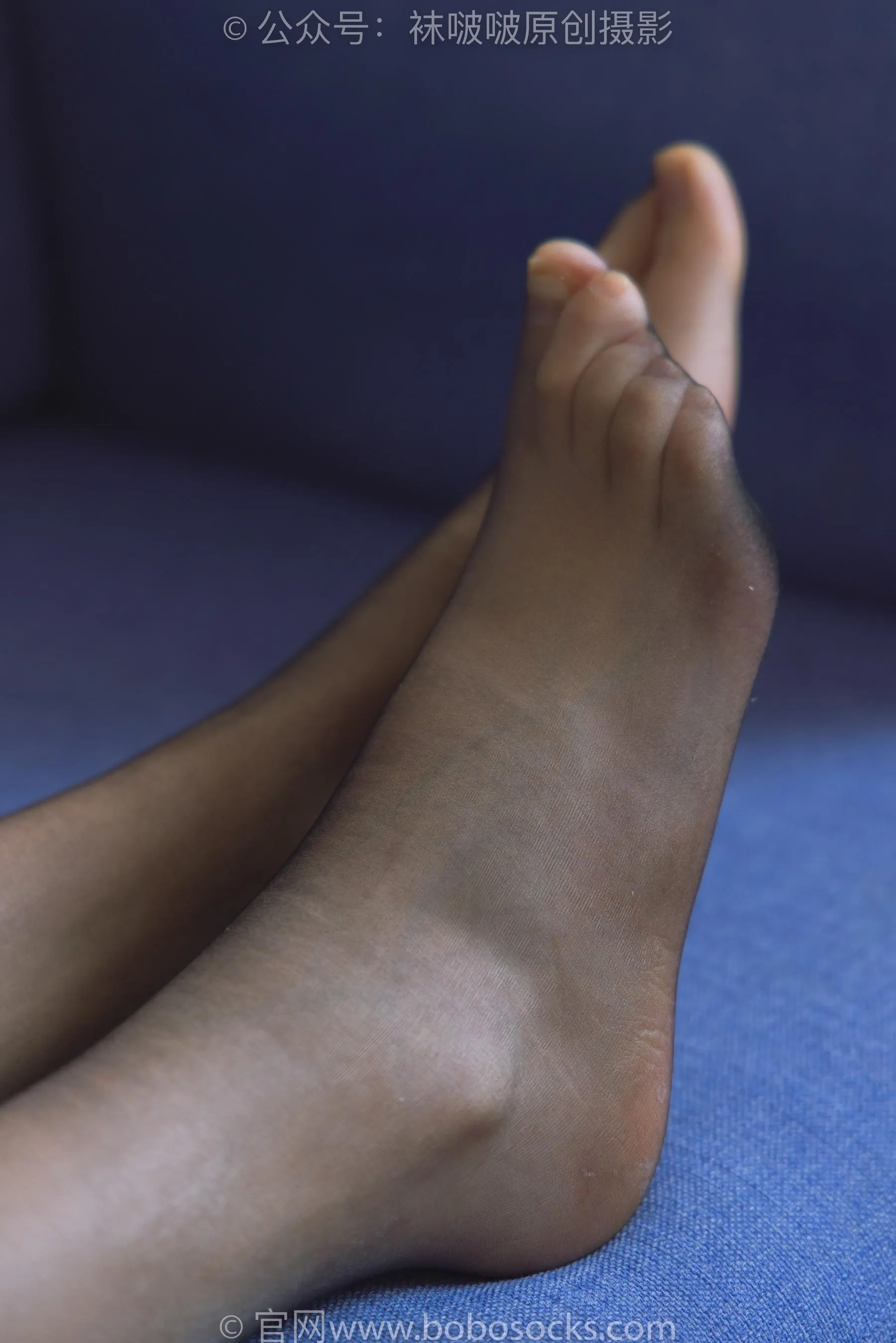 [BoBoSocks袜啵啵]NO.216 小甜豆-两双高跟鞋、肉丝、油亮黑丝[23] [55P]插图7